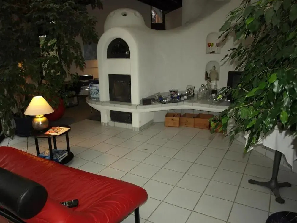 L'Auberge — 2