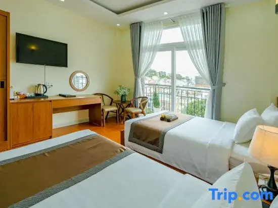 Superior Double room with balcony (twin beds)