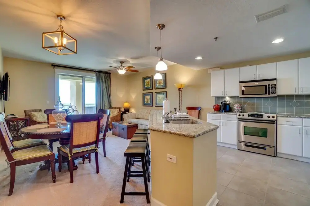 Grand Panama Beach Resort by Panhandle Getaways - Chambres