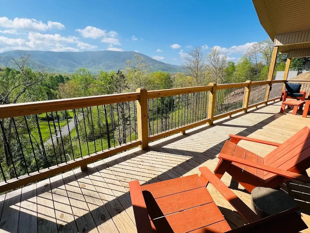 A Tyme To Chill 2 Bedroom Cabin by RedAwning
