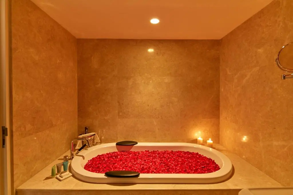 The Waverly Hotel & Residences - Chambres