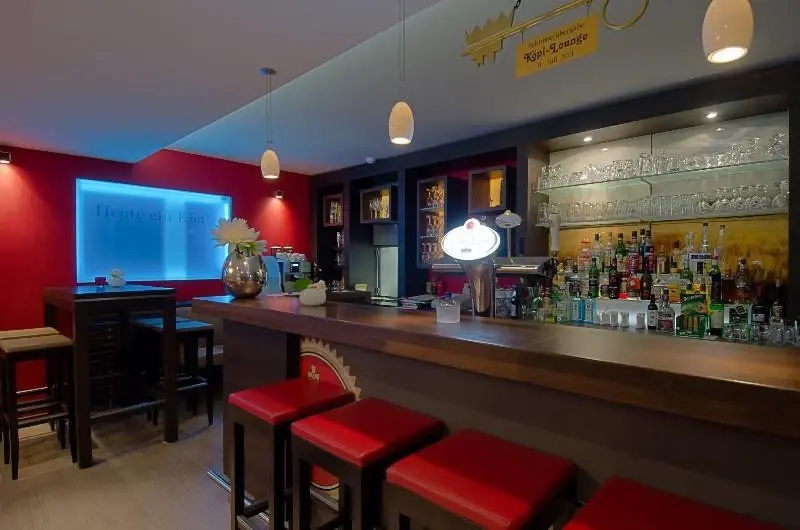 Food & Beverage