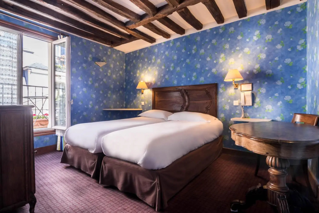 Standard Double room (twin beds)