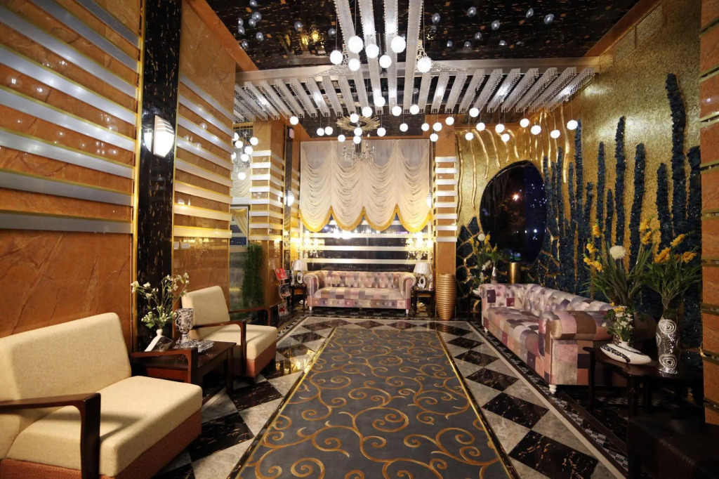 Roomi Suites Hotel - фото 14