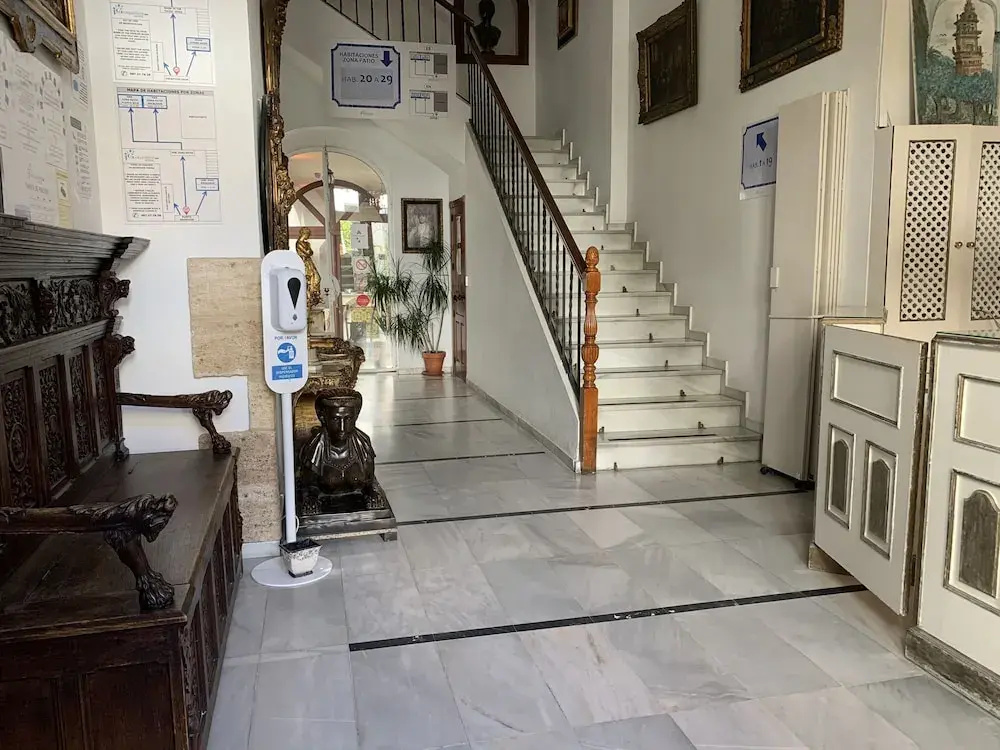 Hotel photo 12