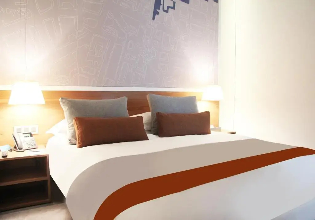 2 Bedrooms Deluxe Apartment