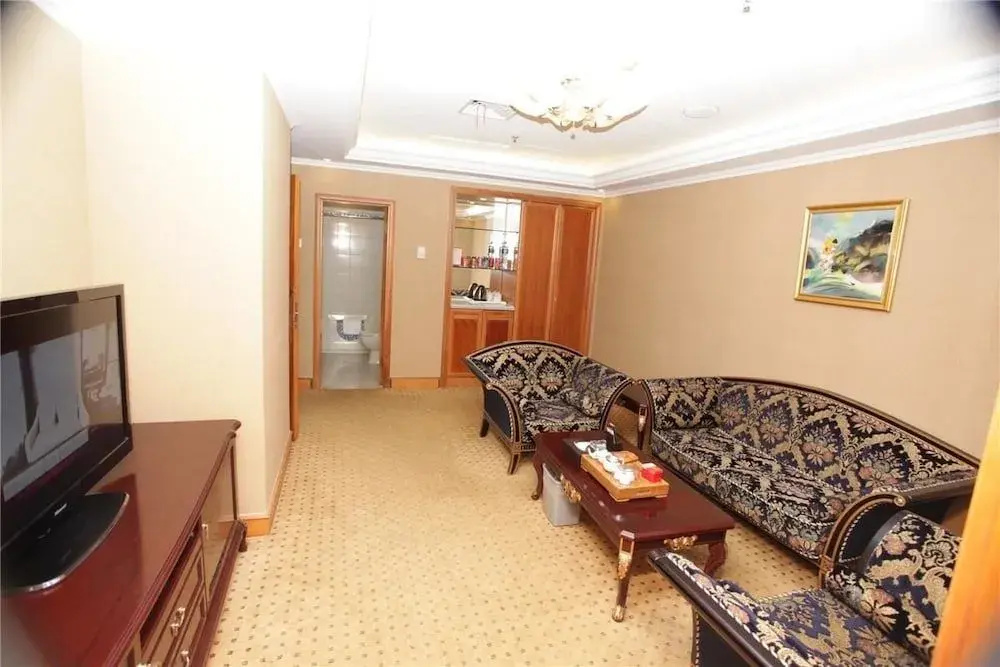 Lobby & Reception
