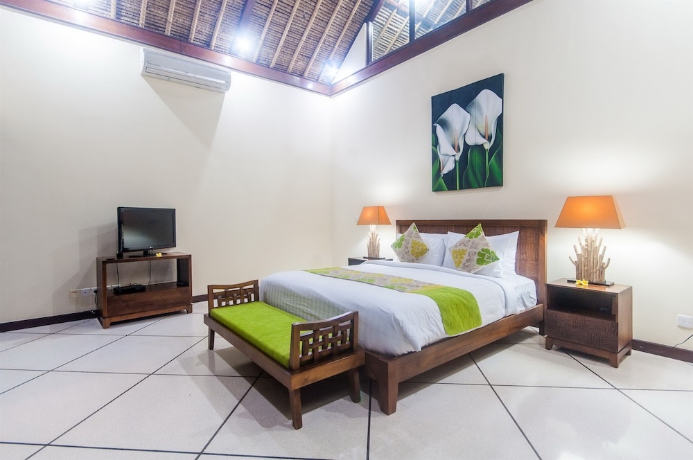 Villa Gading — 5