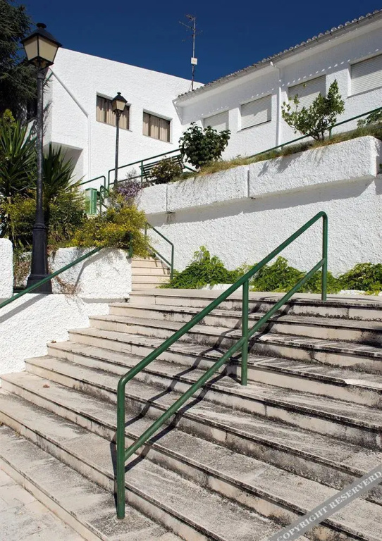 Albergue Inturjoven Víznar - Hostel