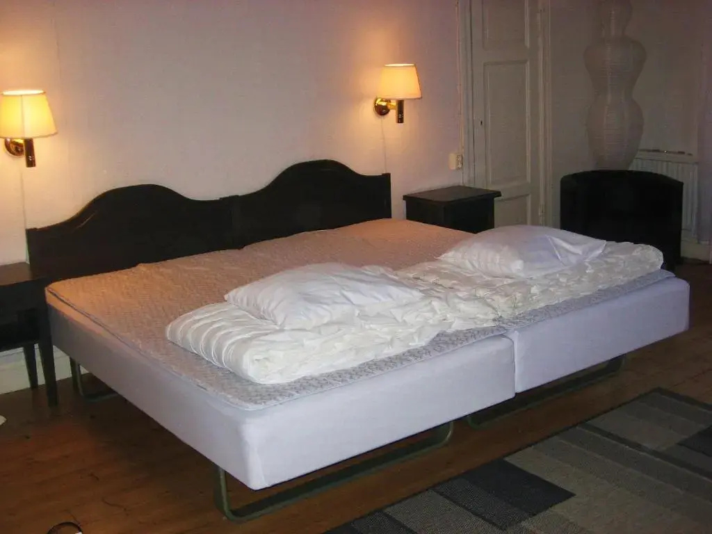 Economy Quadruple room