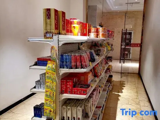 Food & Beverage