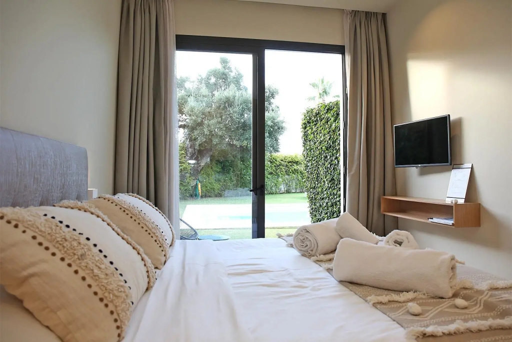 Executive room
