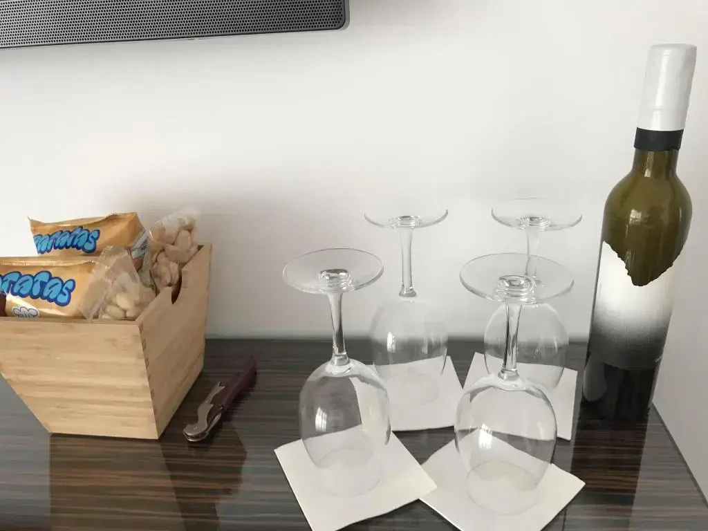 Food & Beverage