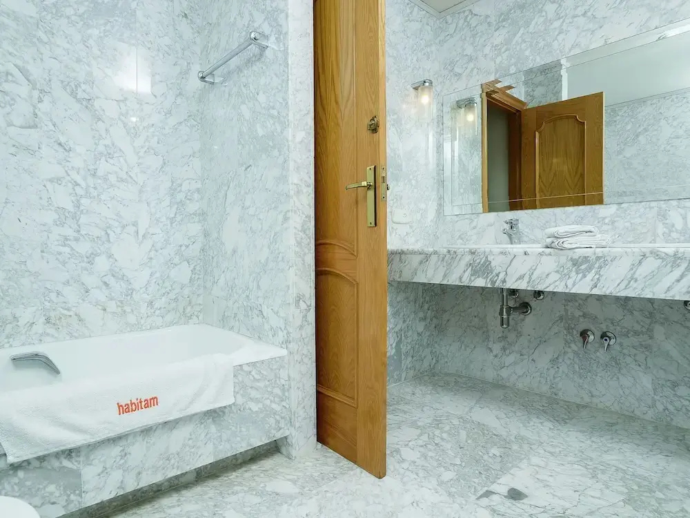 Alluring Holiday Home in Girona With Swimming Pool - фото 8