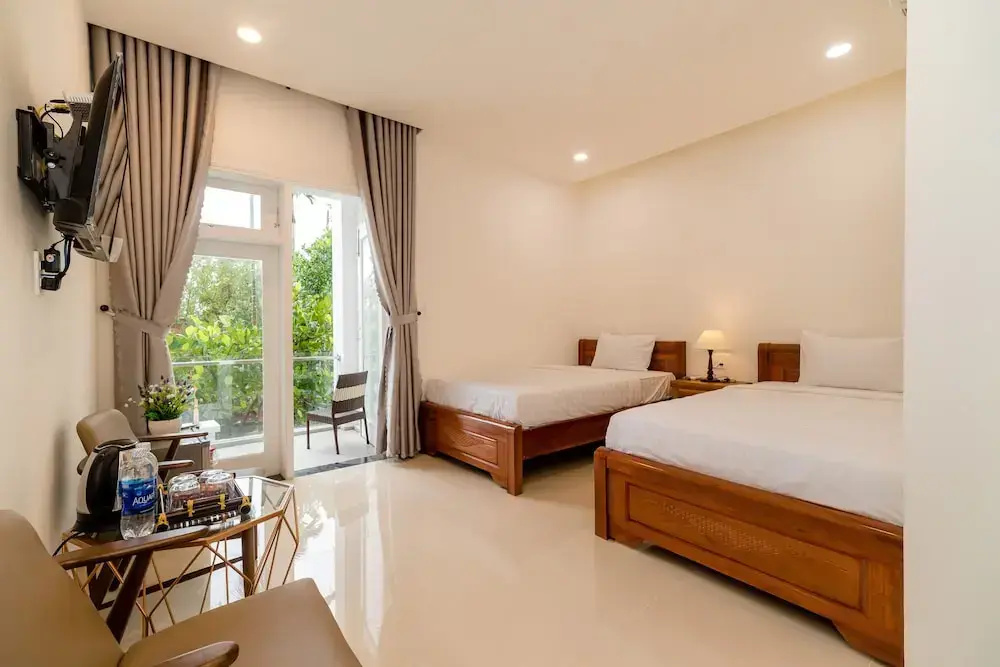 Deluxe Double room with balcony (twin beds)