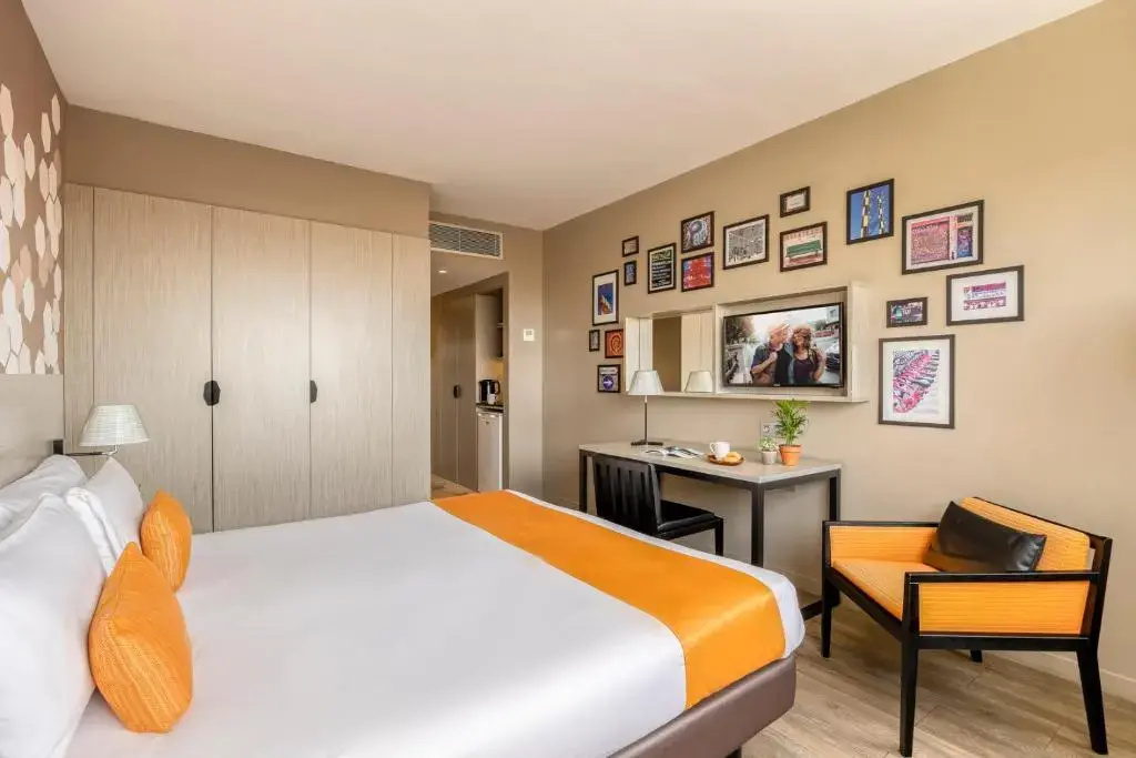 Citadines Ramblas Barcelona - Chambres