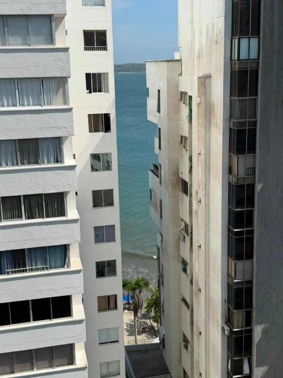 Apto con Balcón y Vista al Mar