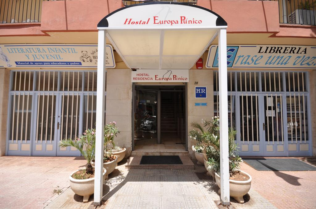 carousel image for Europa Punico Hostal