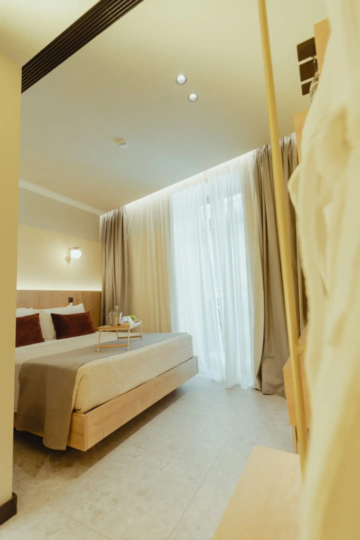 Economy room
