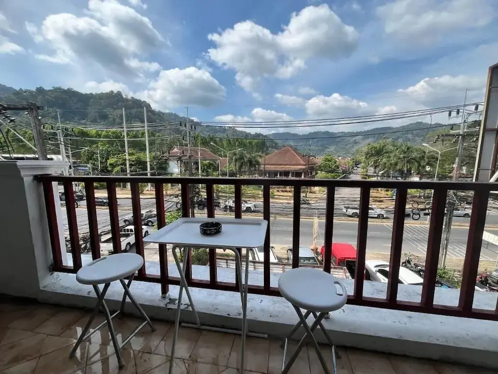 Private Apartment in Phuket With Balcony and Free Wifi