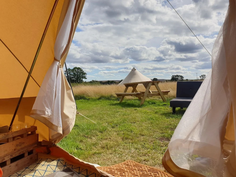 5m xl Bell Tent With log Burner, Near Whitby