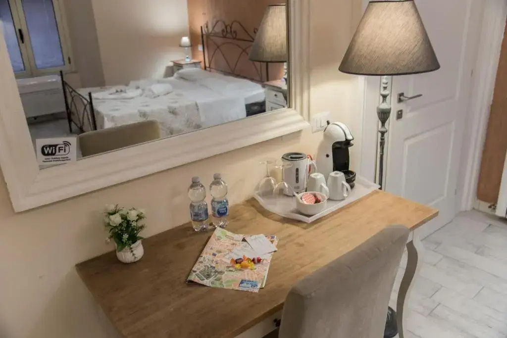 Standard Double room (full double bed)