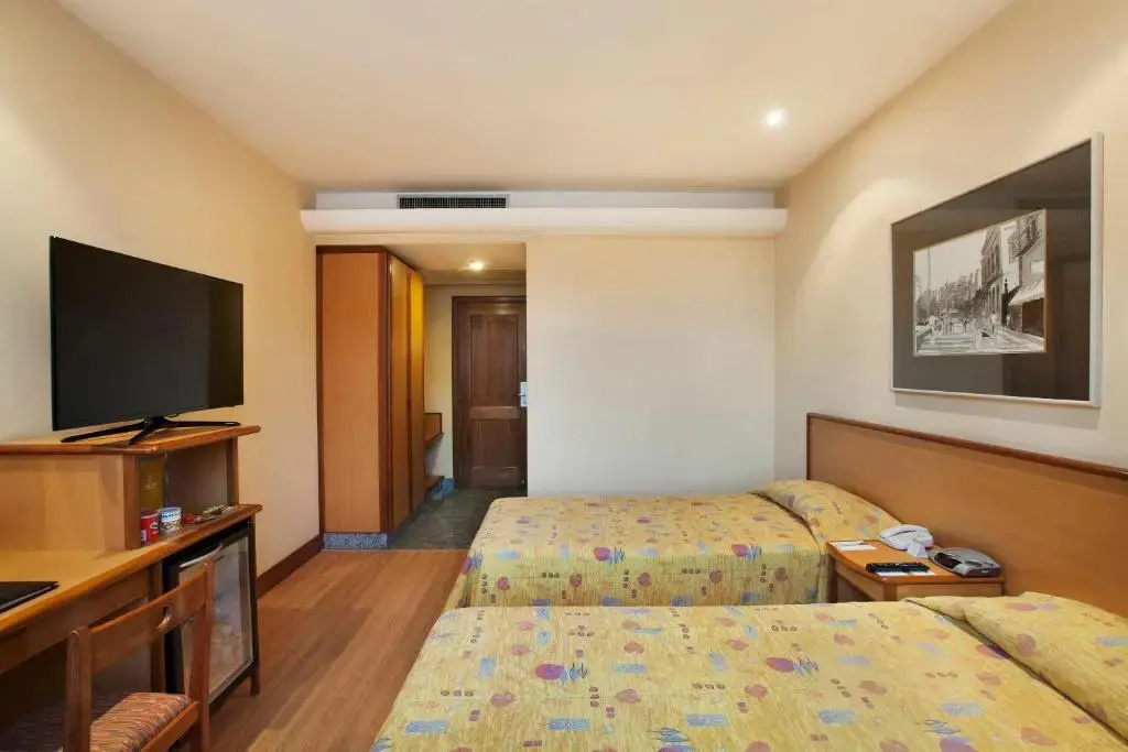 Windsor Asturias Hotel - Chambres