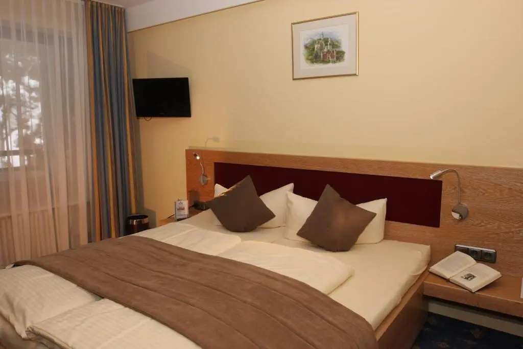 Comfort Double room (full double bed)