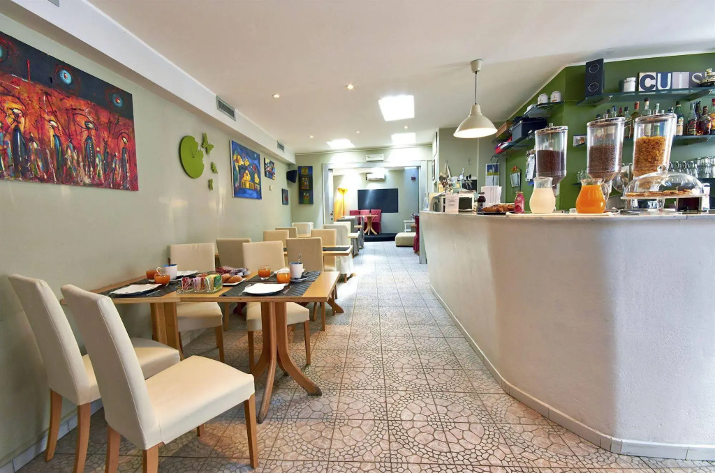 Hotel photo 15