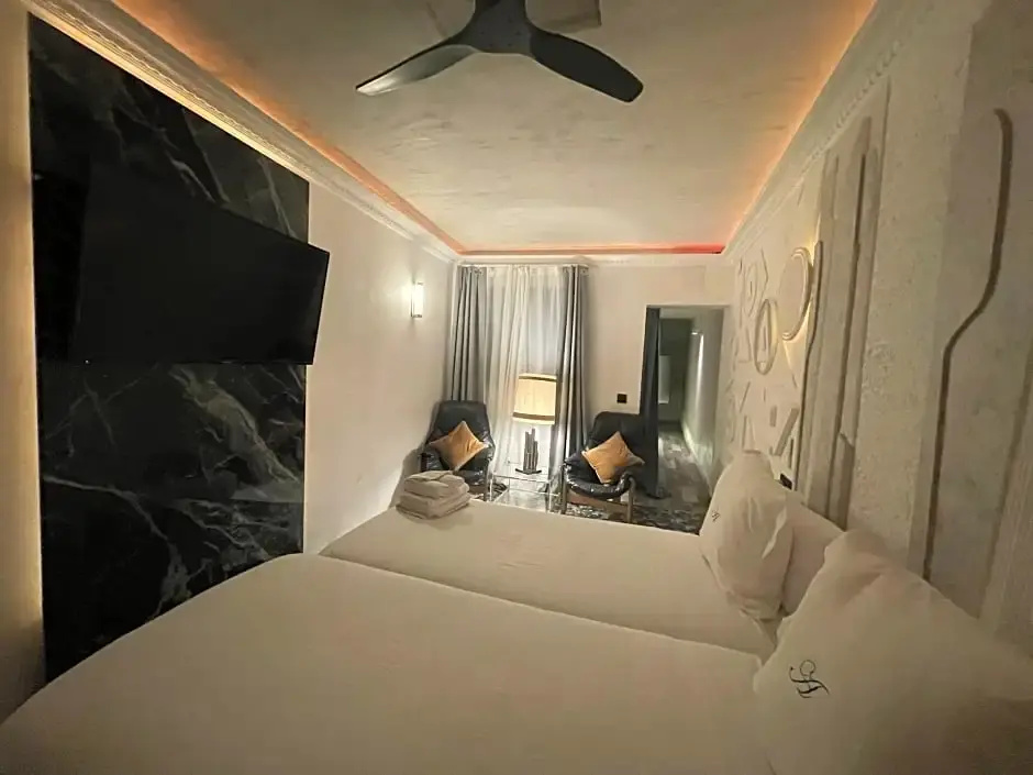Abalu Boutique Suites & Residences - Chambres