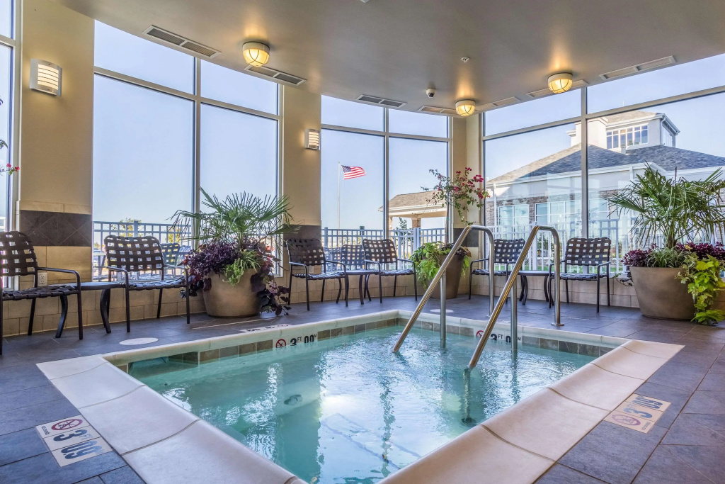 Hilton Garden Inn Salina - фото 14