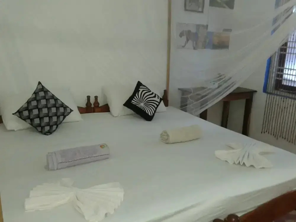Star Rest Beach Hotel Arugambay - Chambres