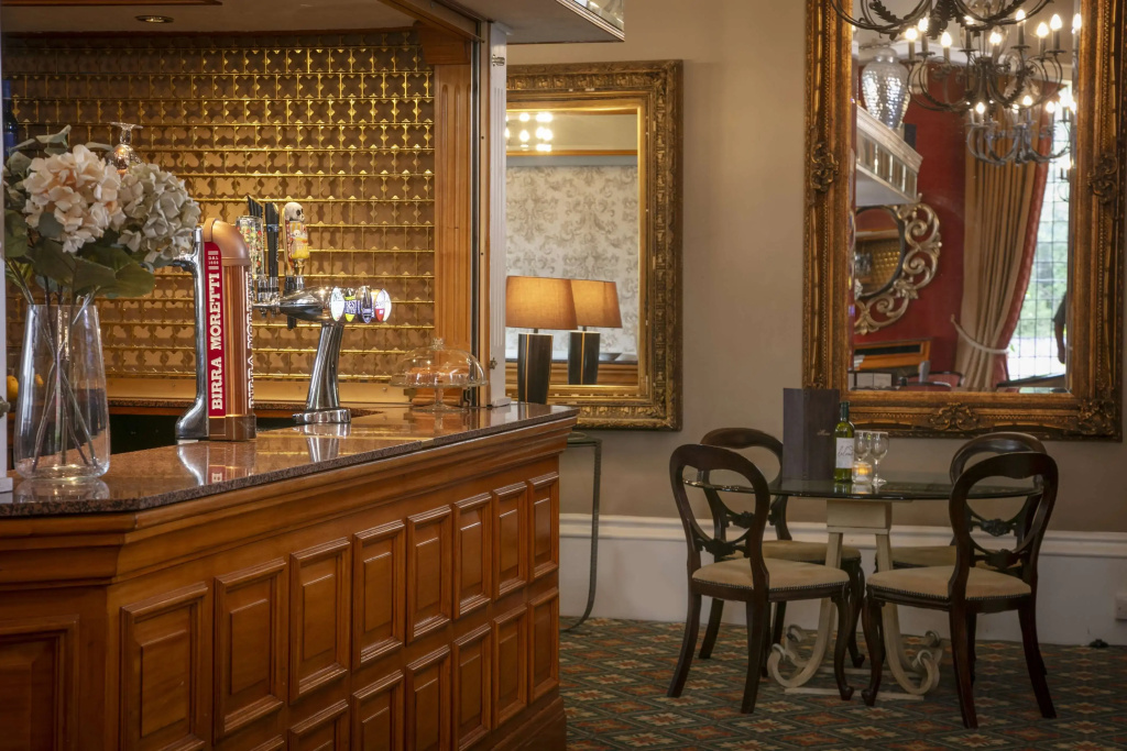 Best Western Plough & Harrow Hotel - Général