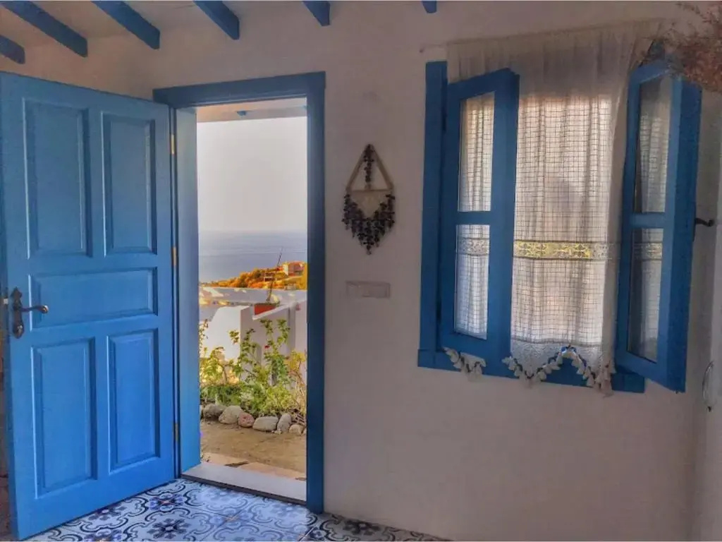 Standard Quadruple room with sea view