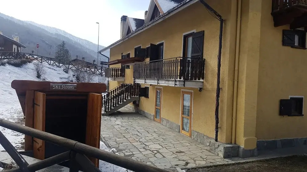 Hotel photo 1