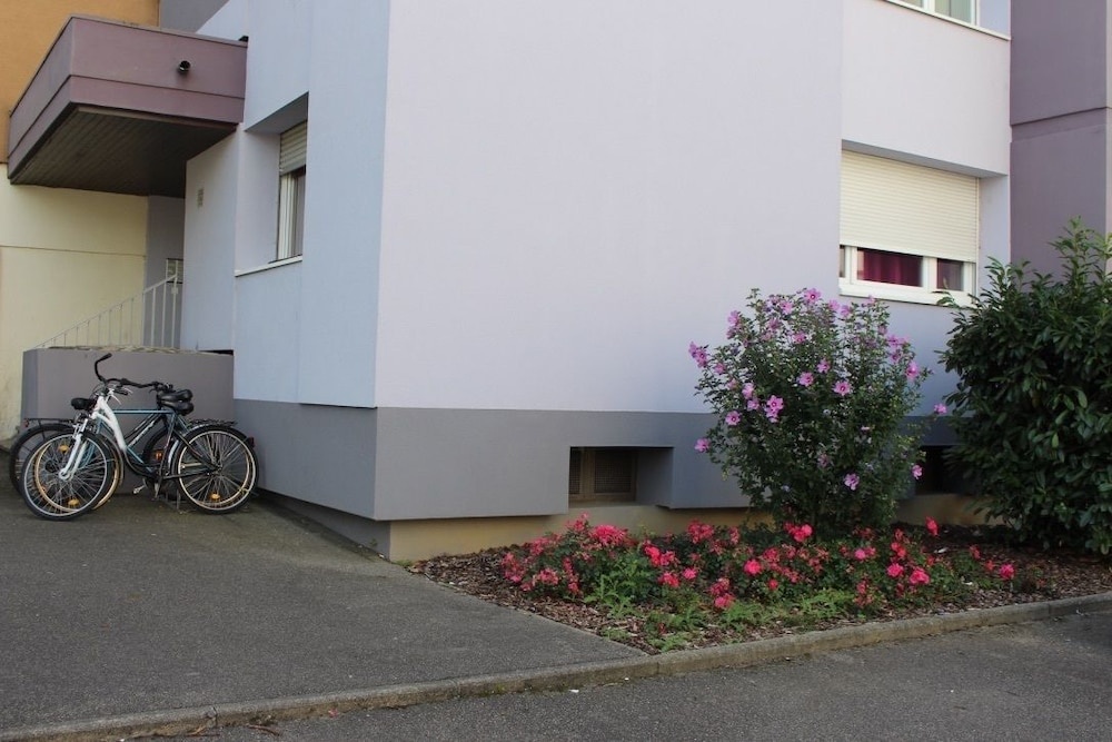 Studios near Gare SNCF - RM 86