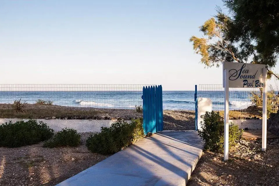 Beach & Waterfront