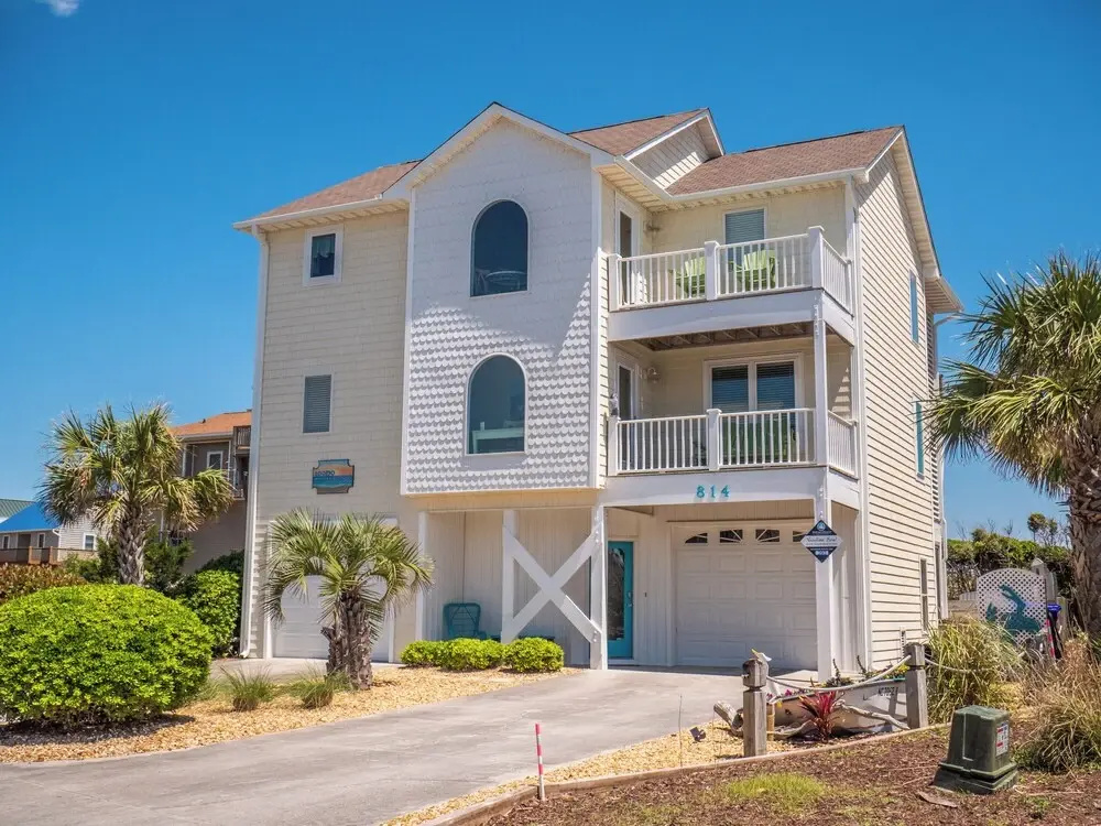 10,000 Reasons by Topsail Realty