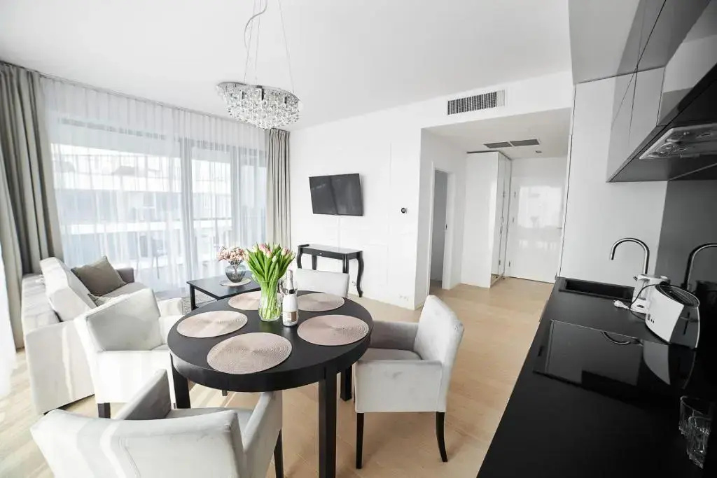 2 Bedrooms Apartment with sea view
