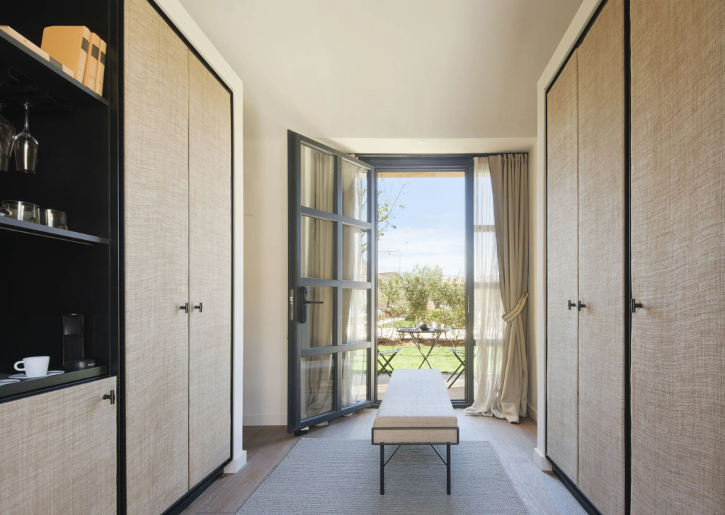 Privilege room