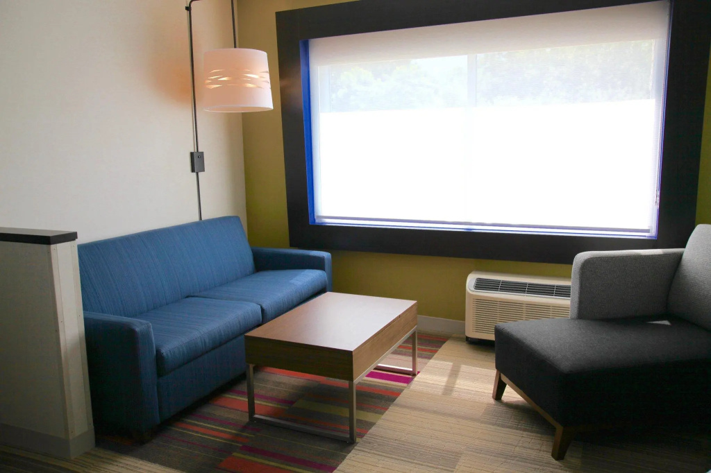 Double Suite (twin beds)