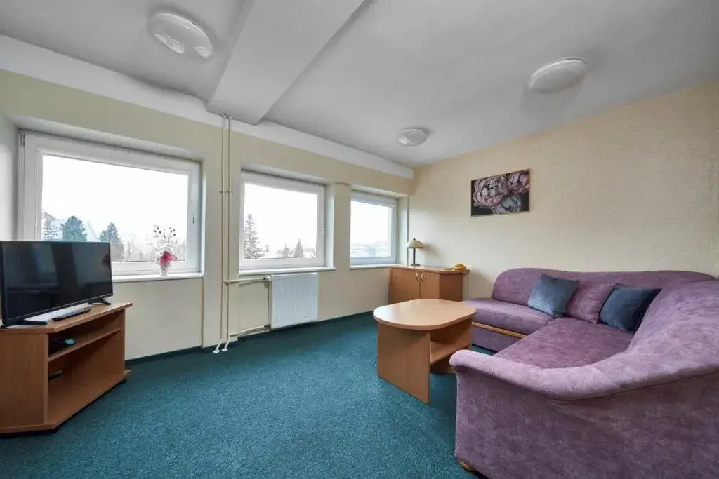 Deluxe Family Suite