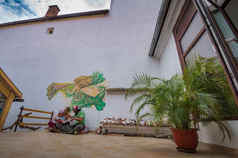 Image 10