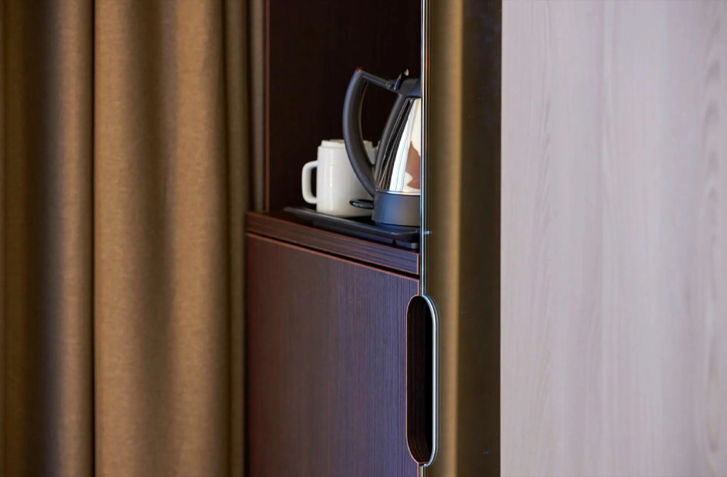 DoubleTree by Hilton Hotel London ExCel - Tap to explore photos