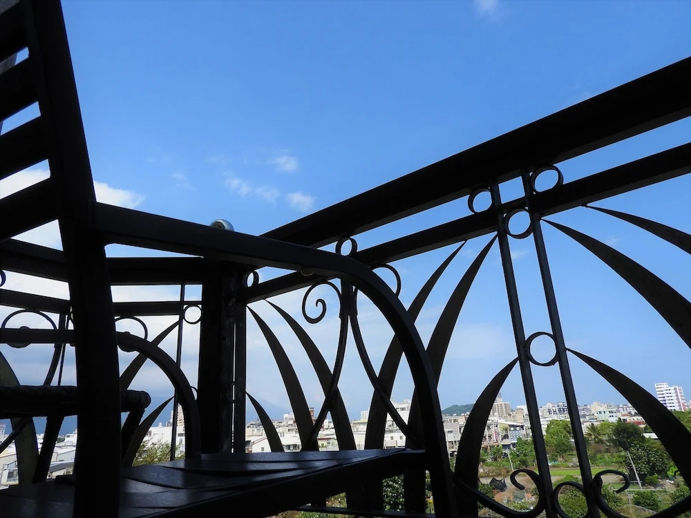 Standard Double room with balcony and with mountain view (full double bed)