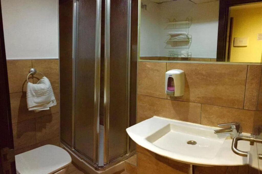 Hostal Complutense by null