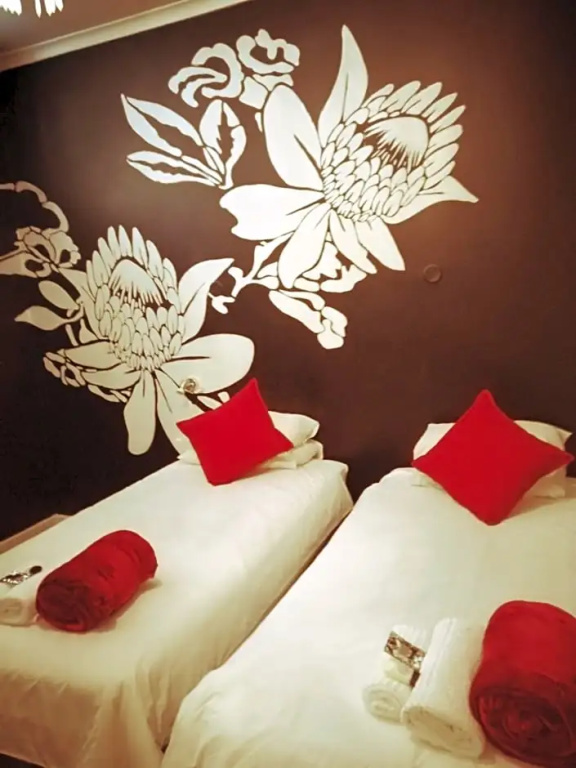 Daddy Long Legs Art Hotel - Chambres