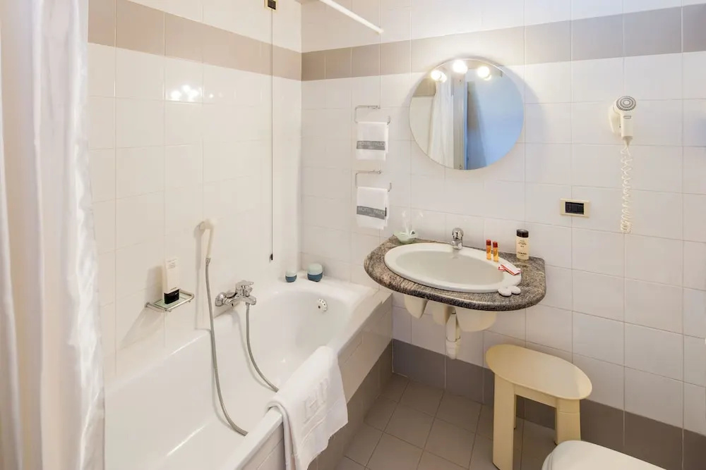 Classic Triple room