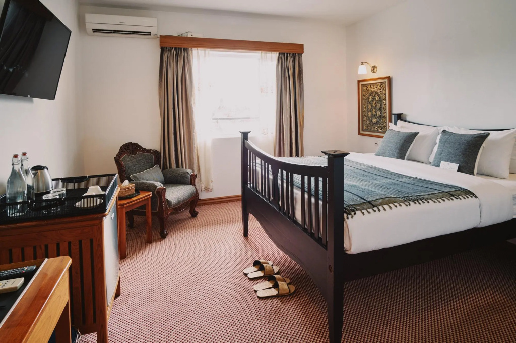 Premier room