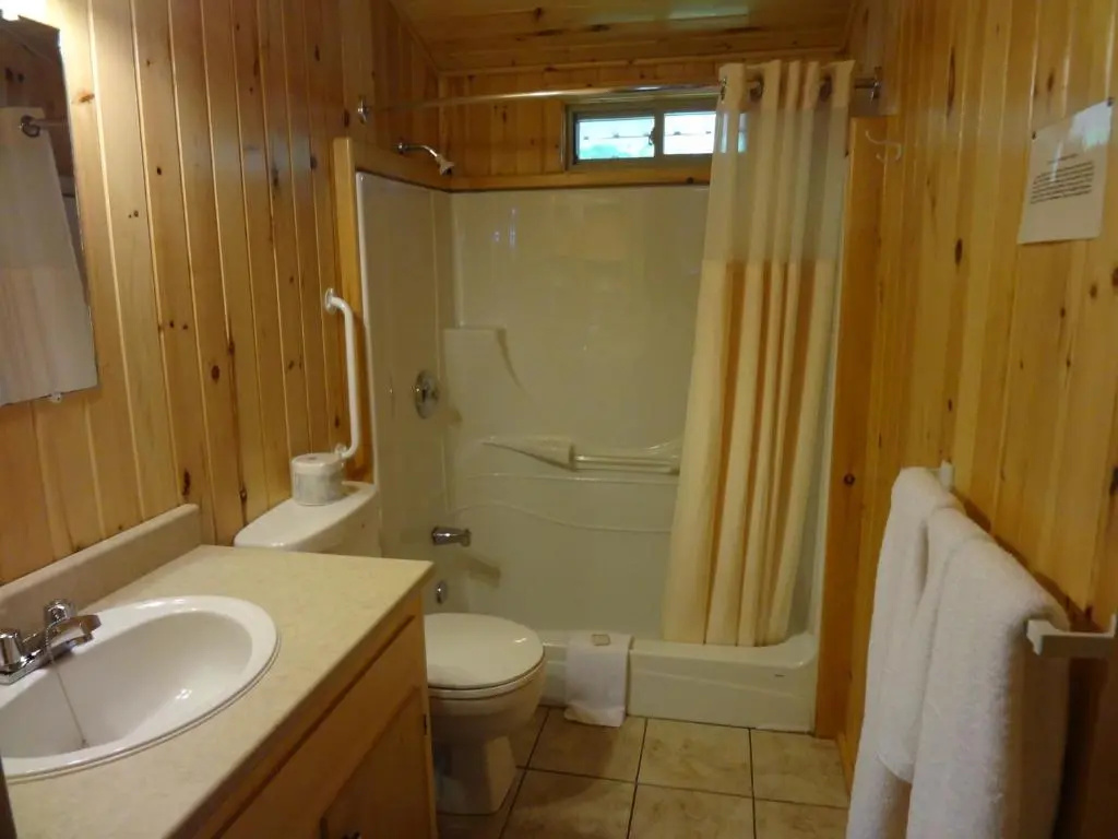 2 Bedrooms Cottage